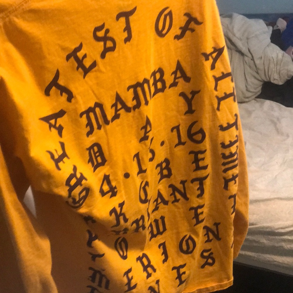 Kobe Longsleeve